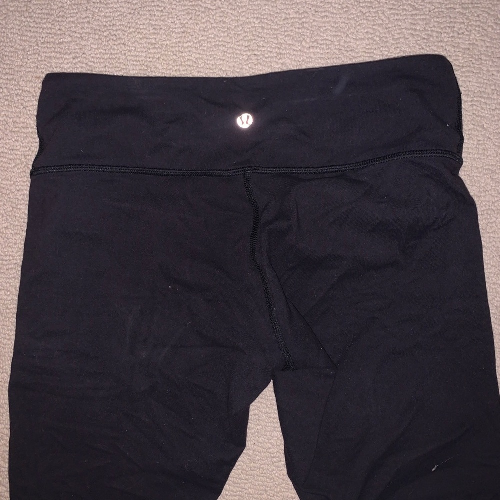 Lululemon black leggings